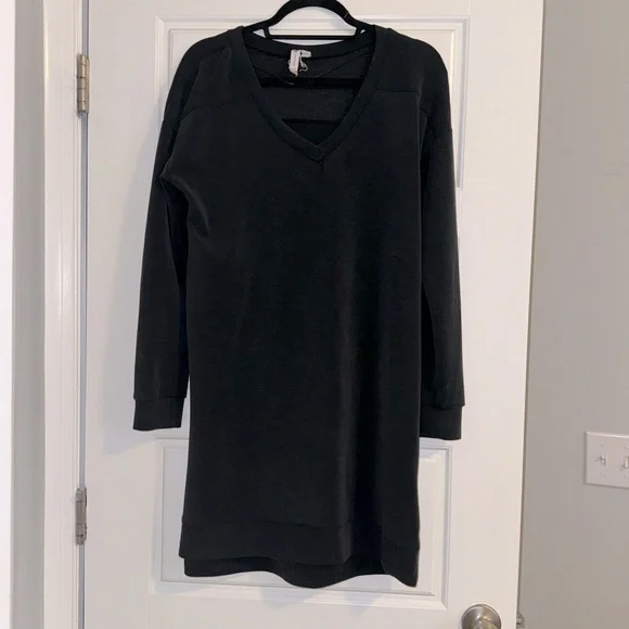 cable and gauge t shirt dress Cable And Gauge T Shirt Dress Cable And Gauge T-Shirt Dress Women's Small Gray Textured